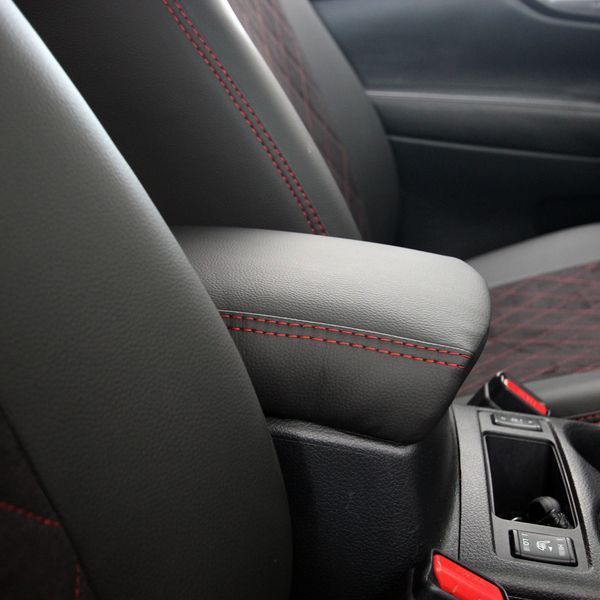 Чохли на сидіння BMW 1 Series 2004 - 2007 I (E87) Хетчбек, 5д EMC-Elegant Antara R EMC-A002-R-610-1 фото